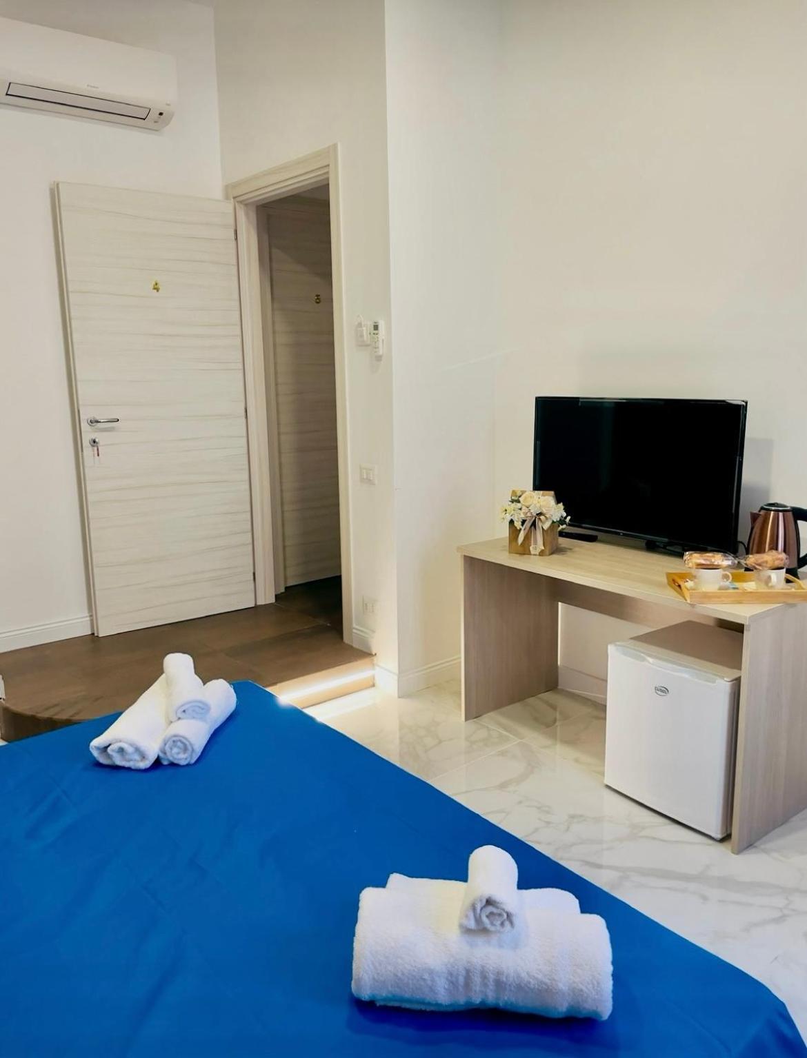 Nerisa Home Napels Buitenkant foto